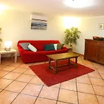 Casa Vacanza Con Piscina Grande E Idromassaggio Jacuzzi *