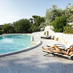 Casa Vacanza Con Piscina Grande E Idromassaggio Jacuzzi Collesalvetti