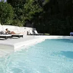 Casa Vacanza Con Piscina Grande E Idromassaggio Jacuzzi *