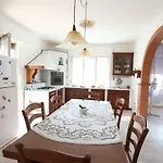 Casa Vacanza Con Piscina Grande E Idromassaggio Jacuzzi Collesalvetti