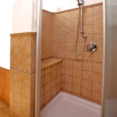 Lägenhet Casa Con Piscina Grande E Idromassaggio Jacuzzi